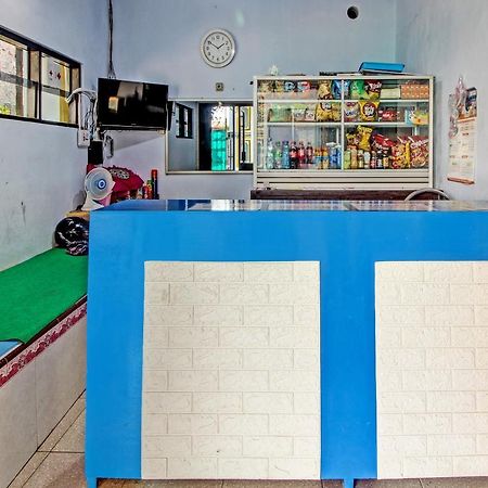 Spot On 91694 Hotel Rama Chandra Temanggung Екстериор снимка