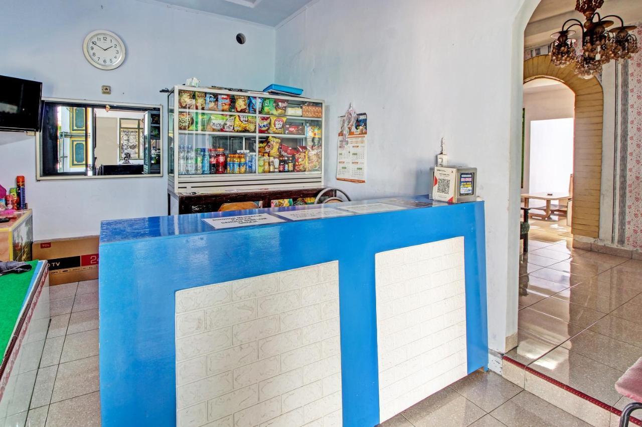 Spot On 91694 Hotel Rama Chandra Temanggung Екстериор снимка