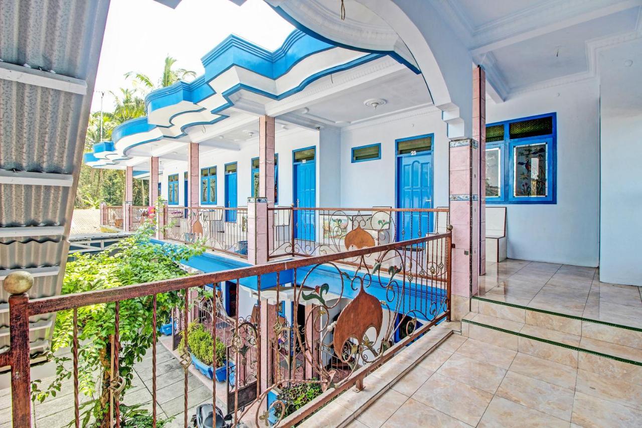 Spot On 91694 Hotel Rama Chandra Temanggung Екстериор снимка